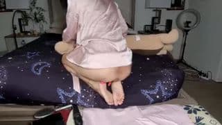 Current preview image for model skinnyasianmilf
